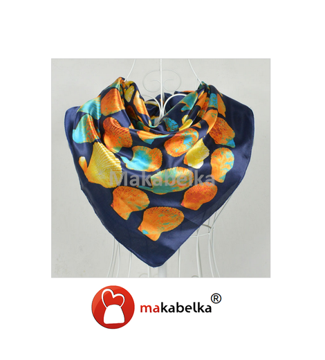 Krásný barevný šátek, velmi příjemný na dotek a ačkoliv je barevný je velmi elegantní a krásný.